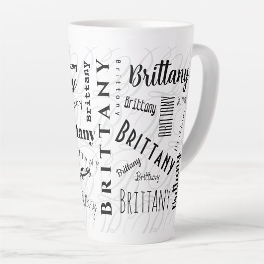 Custom Name Brittany Black White  Latte Mok (Rechterhoek)