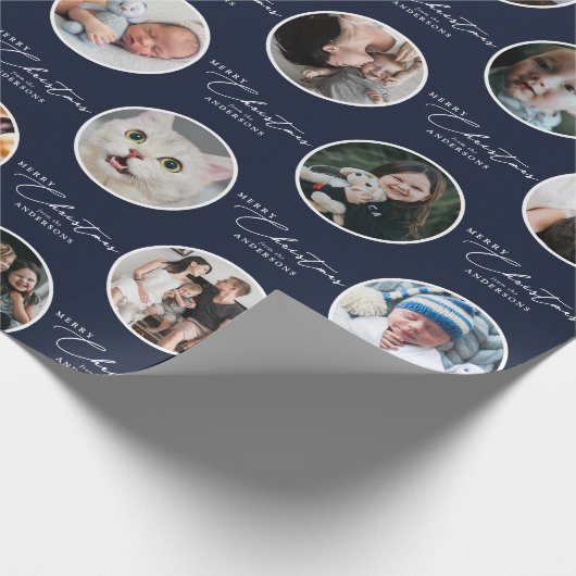 Custom Name Merry Christmas Script 28 Photo Cadeaupapier (Hoek)