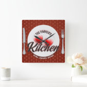 Custom NAME Red Hearts Family Diner Kitchen Vierkante Klok (Huis)