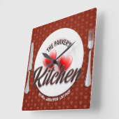 Custom NAME Red Hearts Family Diner Kitchen Vierkante Klok (Hoek)