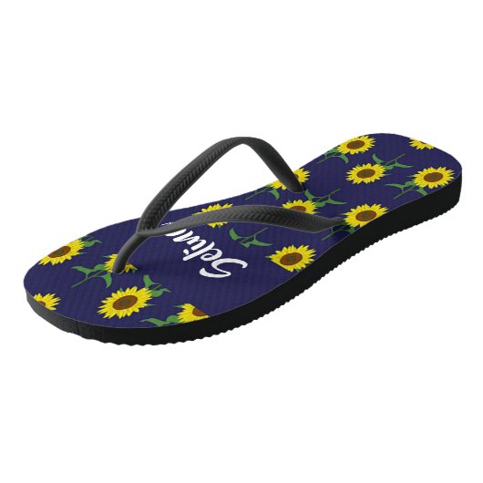 Custom name sunflowers on blue teenslippers (Schuin)