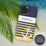 Custom Navy Donkerblauw Wit Zonnig Geel Strepen iPhone 15 Pro Max Case<br><div class="desc">Eenvoudig hedendaags scheepstanker, op een klassiek en chique marineblauw en licht zomers zonnig geel gekleurd streepjespatroon. Met ruimte om te personaliseren of aan te passen met een naam, initialen of monogram naar keuze op een witte gekleurde achtergrond. Mooie, moderne en coole hoes voor de trendsnuffelende en kunstminnende hippe trendsetter, kunstzinnige...</div>