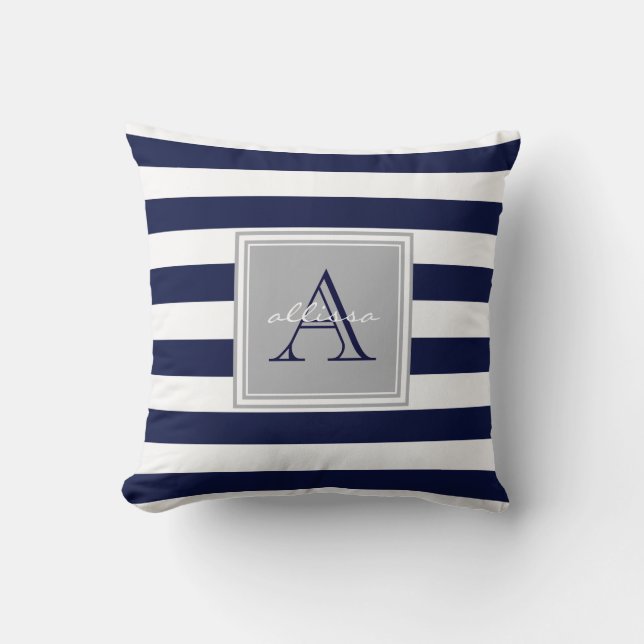 CUSTOM Navy Monogramed Awning Stripe Kussen (Voorkant)