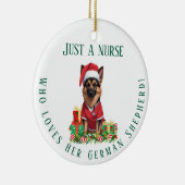 Custom Nurse houdt van Duitse herdershond Kerstmis Keramisch Ornament (Rechts)