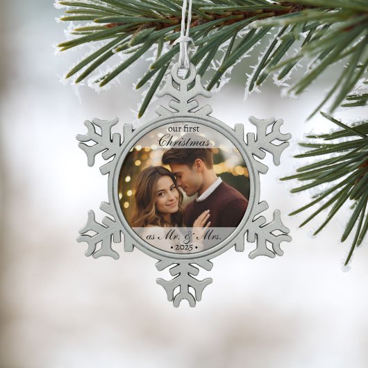 Custom Onze Eerste Kerst als Mr & Mrs 2025 Tin Sneeuwvlok Ornament