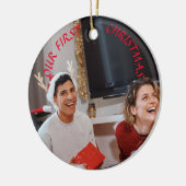 Custom onze eerste kerstpaar foto tweezijdig keramisch ornament (Links)