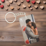 Custom Paar Liefde Handgeschreven Foto Gepersonali Sleutelhanger<br><div class="desc">Dit ontwerp kan op het gebied worden gepersonaliseerd dat door de foto en/of tekst te veranderen wordt verstrekt. Of het kan worden aangepast door te klikken deze Sjabloon personaliseert en dan de klik te kiezen om verdere optie aan te passen en de kleur van de achtergrond te schrappen of te...</div>