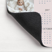 Custom Pastel Roze 2025 Kalender Familie Foto Muismat (Hoek)