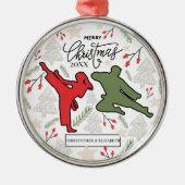 Custom Personalized Karate Martial Arts Christmas Metalen Ornament (Voorkant)