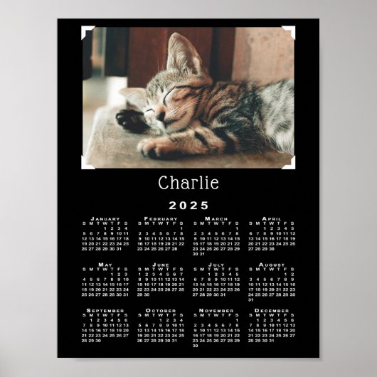 Custom Pet Foto en Naam 2025 Kalender Zwart Poster (Voorkant)