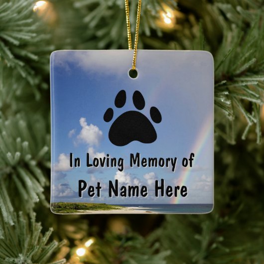 Custom Pet Memorial Rainbow Keramisch Ornament (Boom)