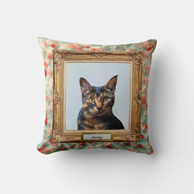 Custom Pet Portrait Cushion – Your Cat in a Frame Kussen (Voorkant)