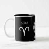 Custom Photo & Name Aries Zodiac Traits Mug Tweekleurige Koffiemok (Links)