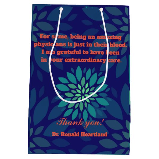 Custom Physician Dankuwel; w/ Doc. Naam en bericht Medium Cadeauzakje (Achterkant)