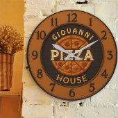 Custom pizza personalized pizzeria restaurant grote klok
