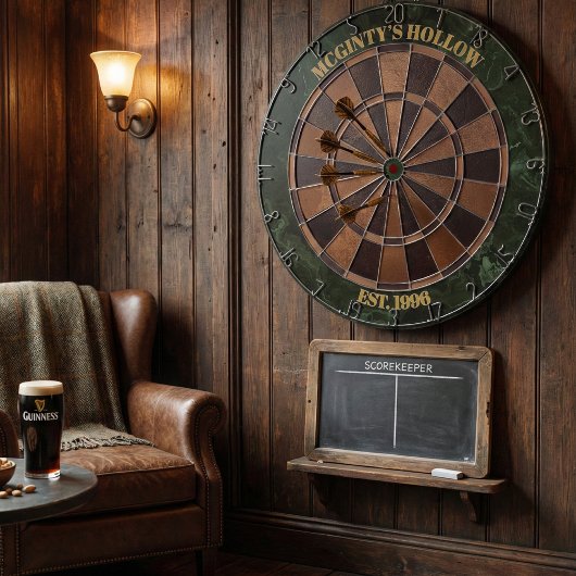 Custom Pub Name Green Marble & Espresso Dartbord