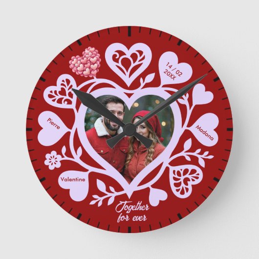 Custom Red Heart Photo Wall Clock Ronde Klok (Voorkant)