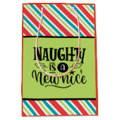 Custom Retro Kerstmis "Naughty is een nieuwe Nice" Medium Cadeauzakje (Voorkant)