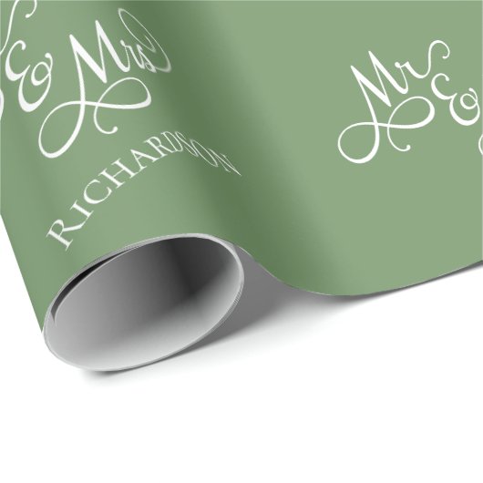 Custom Sage Green Mr. en Mrs. Cadeaupapier (Rol Hoek)