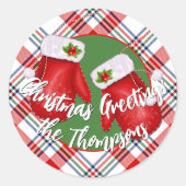 Custom Santas Mittens On Red Green Plaid Pattern Ronde Sticker (Voorkant)