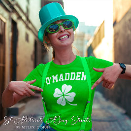 Custom Shamrock Achternaam St Patrick's Day T-shirt