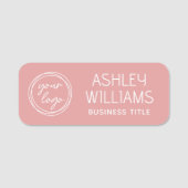 Custom Staff Name Badge with Logo Modern Pink (Voorkant)