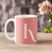 Custom Stijlvol Initiaal Naam l Vrouwelijk Blush R Koffiemok