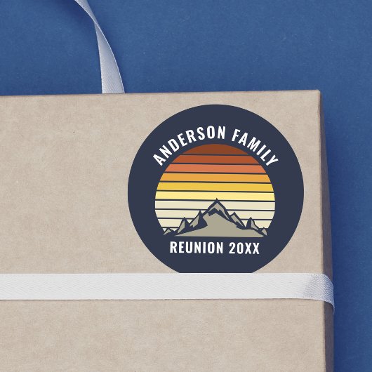Custom Sunset Mountain Family Reunion Ronde Sticker
