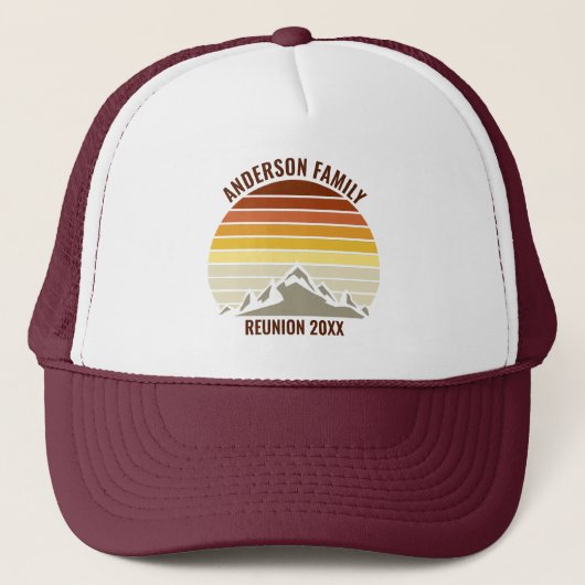 Custom Sunset Mountain Family Reunion  Trucker Pet (Voorkant)