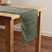 Custom Table Runner – Moss Green & Noise Texture Lange Tafelloper (Voorbeeld)
