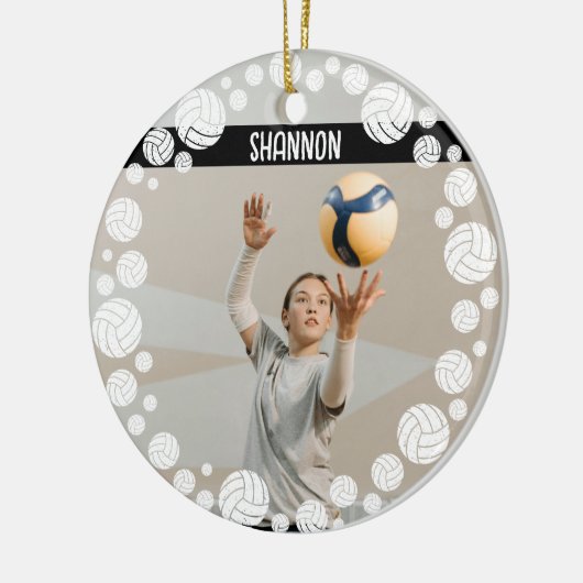 Custom Volleyball Picture Name Year  Keramisch Ornament (Links)
