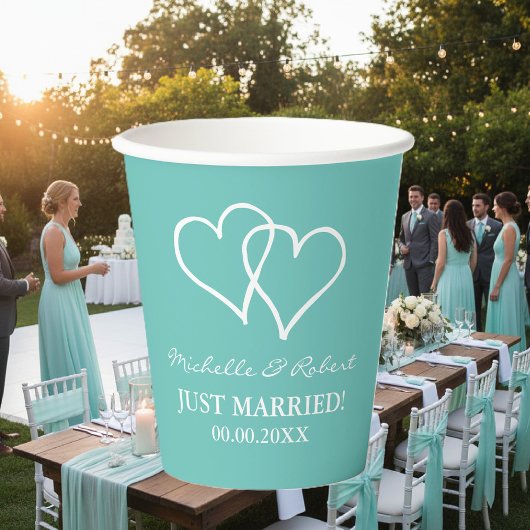 Custom wedding party cups with interlocking hearts papieren bekers