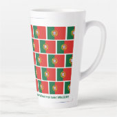 Custom WELKOM Gastvrijheid Portugese vlag Latte Mok (Rechts)