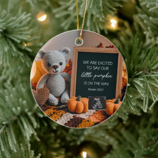 Customizable fallFall Pregnancy Announcement Keramisch Ornament (Boom)