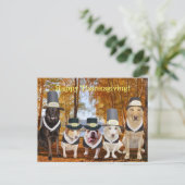 Customizable Funny Pilgrim Dogs Thanksgiving Post Feestdagenkaart (Staand voorkant)