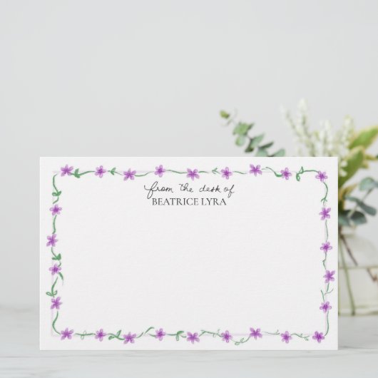 Customizable Purple Floral Briefpapier (Staand voorkant)