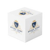 Customize Luxury hotel business or restaurant logo Kubus (Achter hoekig)