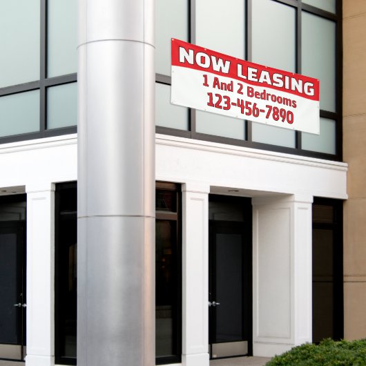 Customize Now Leasing 1 And 2 Bedrooms  Spandoek (Buitenkant Gebouw)