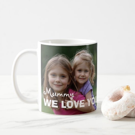 Customized with 2 and text koffiemok (Met donut)
