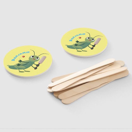 Cut green cricket insect cartoon illustratie handwaaier (Niet-gemonteerd)