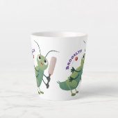 Cut green cricket insect cartoon illustratie latte mok (Voorkant)