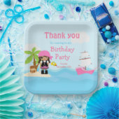 Cute African American Pirate Girl in Pink Birthday Papieren Bordje (Feest)