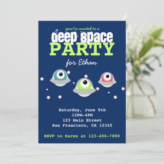 Cute alien deep space verjaarfeestje kaart (Staand voorkant)