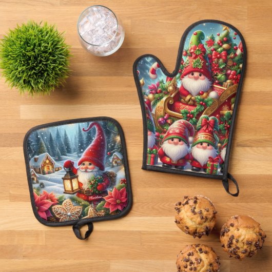Cute and Colorful Elves Ovenwant & Pannenlap Set (Top down)