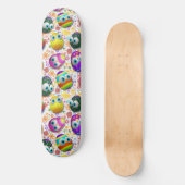 Cute and Funny Easter Eggs Cartoon Persoonlijk Skateboard (Voorkant)