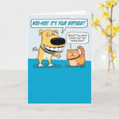 Cute and Funny Excited Dog and Grumpy Cat Birthday Kaart (Gele Bloem)