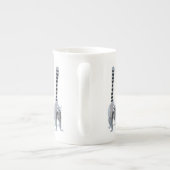 Cute and Funny Ring-tailed Lemurs Porselein Kop (Achterkant)