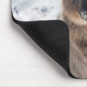 Cute and happy Quokka op het strand in Australië Muismat (Hoek)