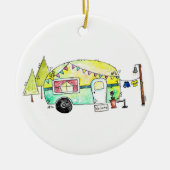 Cute and Whimsical Retro Happy Camper Keramisch Ornament (Voorkant)