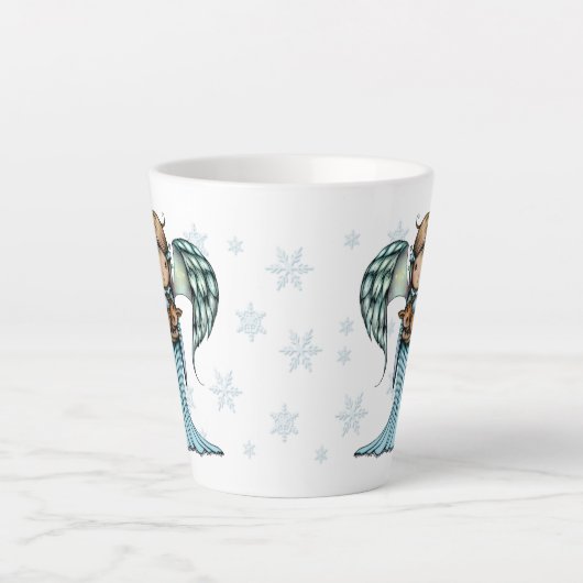 Cute Angel die Fawn vasthoudt in Snowflakes kerst Latte Mok (Voorkant)